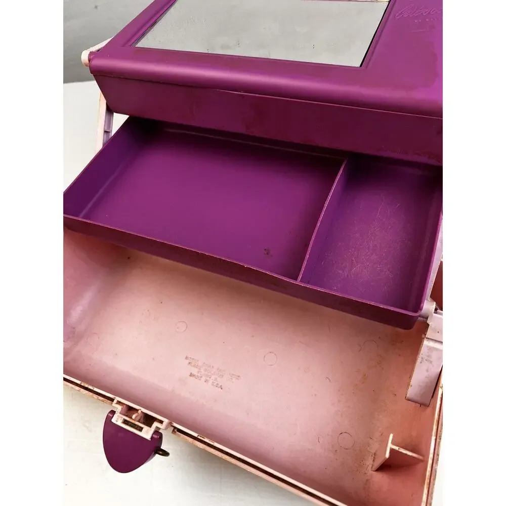 Caboodles On The Go Girl Make Up Case 80's Vintage Purple Retro Mirrored Plastic